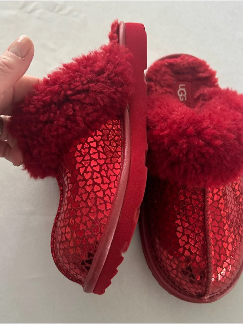 UGG Kids Cozy ll Sparkling Red Heart-Detail Slippers worn once